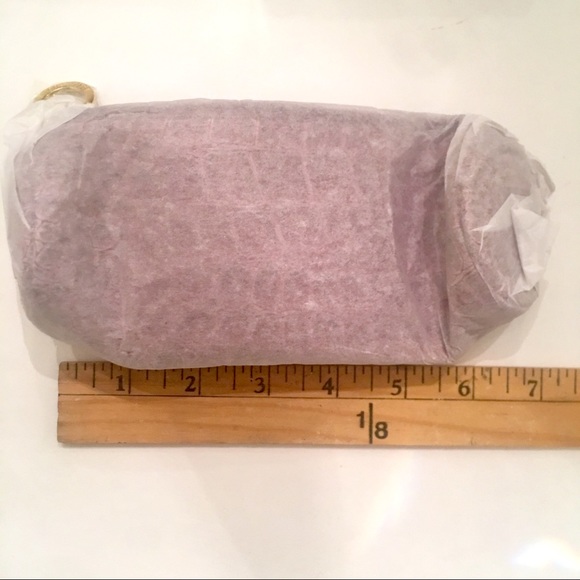 ESTEE LAUDER Purple Faux Croc Patent Cosmetic Bag - Picture 5 of 8